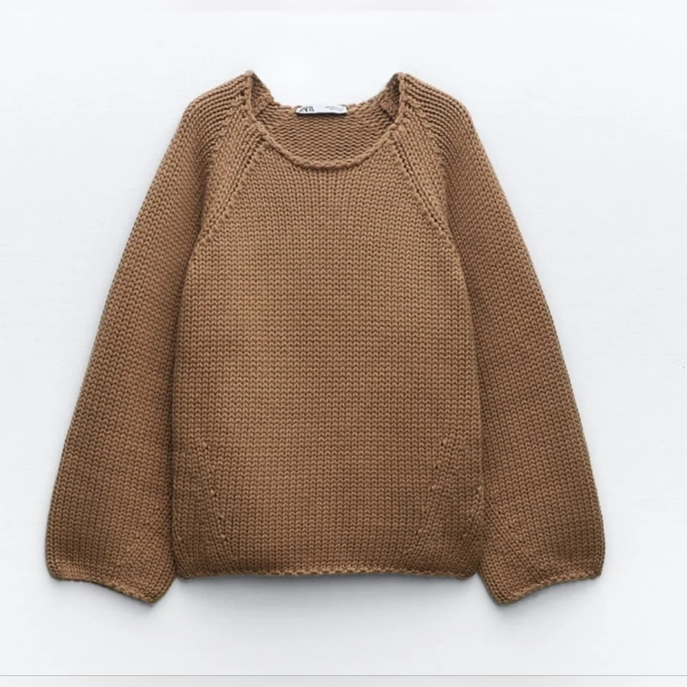 (354) NWT ZARA Oversized Knit Sweater, Size S - Picture 6 of 9